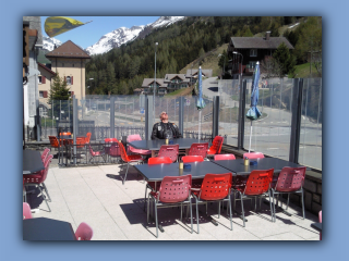 Pause am Gotthard Pass2.jpg